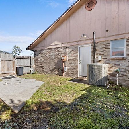 Pet Friendly Large Studio With Free Wi-Fi In Great Location! Orange Park Exterior photo